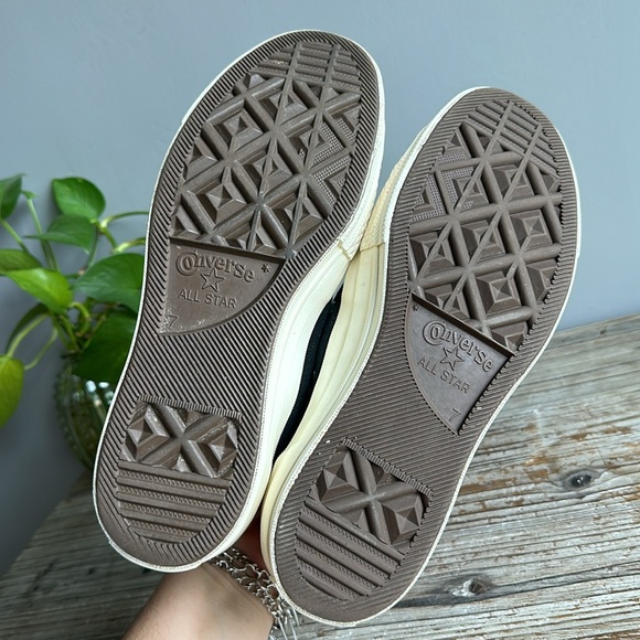 Converse Comme des Garçons
Play x Chuck 70 size 9 great used condition - Picture 5 of 8